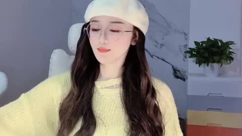 Snapshot of happysweetie168 chatting on 12.06.24 Daisy online show from 12.06.24