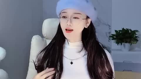 Snapshot of happysweetie168 chatting on 12.08.24 Daisy online show from 12.08.24