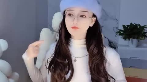 Snapshot of happysweetie168 chatting on 12.11.24 Daisy online show from 12.11.24