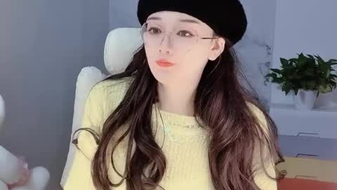 Snapshot of happysweetie168 chatting on 12.12.24 Daisy online show from 12.12.24