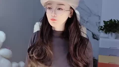 Snapshot of happysweetie168 chatting on 12.16.24 Daisy online show from 12.16.24