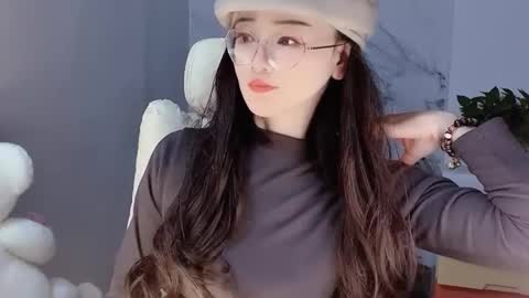 Snapshot of happysweetie168 chatting on 12.16.24 Daisy online show from 12.16.24