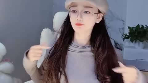 Snapshot of happysweetie168 chatting on 12.17.24 Daisy online show from 12.17.24