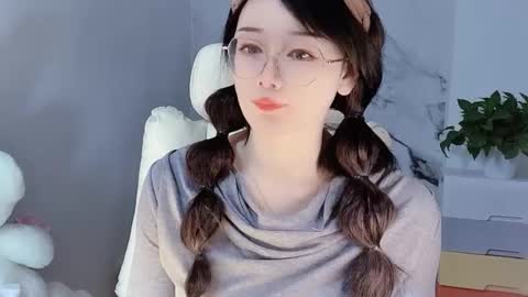 Snapshot of happysweetie168 chatting on 12.18.24 Daisy online show from 12.18.24