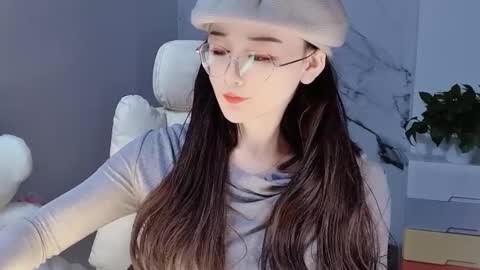 Snapshot of happysweetie168 chatting on 12.19.24 Daisy online show from 12.19.24