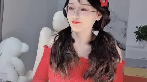 Snapshot of happysweetie168 chatting on 02.10.25 Daisy online show from 02.10.25