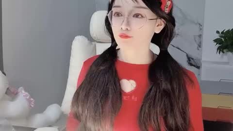 Snapshot of happysweetie168 chatting on 02.14.25 Daisy online show from 02.14.25