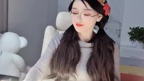 Snapshot of happysweetie168 chatting on 02.19.25 Daisy online show from 02.19.25