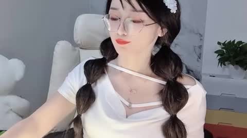 Snapshot of happysweetie168 chatting on 02.26.25 Daisy online show from 02.26.25