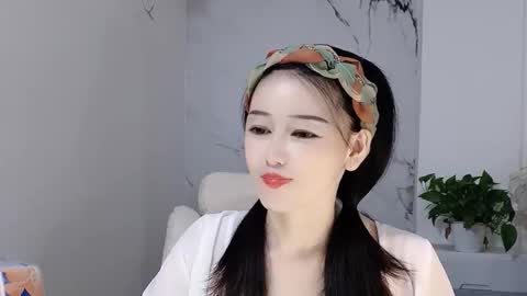 Snapshot of happysweetie168 chatting on 09.11.25 Daisy online show from 09.11.25