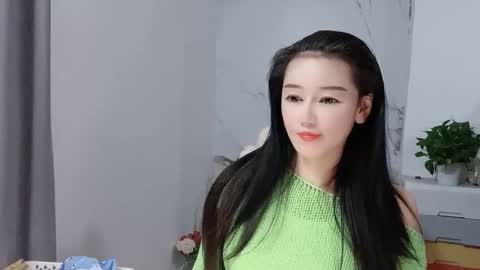 Snapshot of happysweetie168 chatting on 12.17.25 Daisy online show from 12.17.25