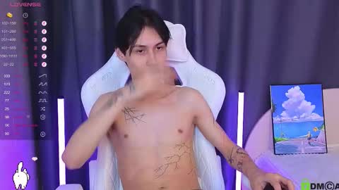 Mark online show from 11.21.25