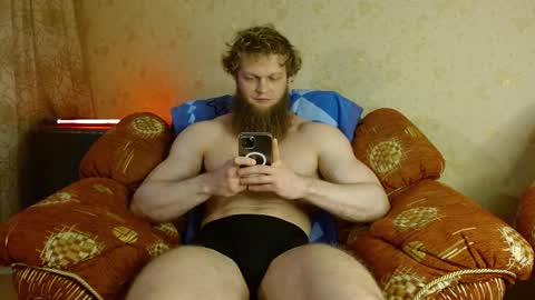 Valentino Hard online show from 12.04.25