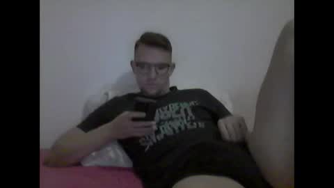 Snapshot of hardboylovemilfmoom chatting on 06.02.26 hardboylovemilfmoom online show from 06.02.26