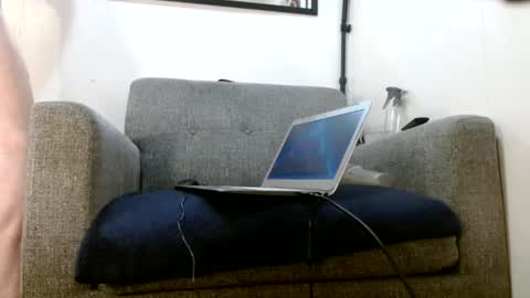 Snapshot of hardck8in chatting on 12.27.24 hardck8in online show from 12.27.24