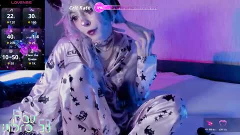 Mia online show from 10.18.25