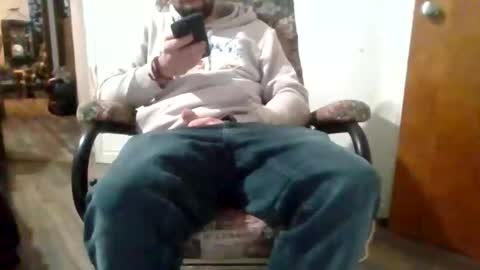 Snapshot of hardguymike chatting on 11.25.25 hardguymike online show from 11.25.25