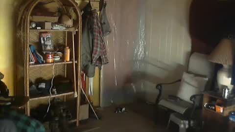 Snapshot of hardinhand44 chatting on 10.12.25 john nobles online show from 10.12.25