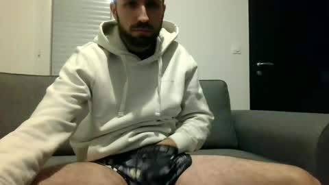 Mika online show from 02.17.25