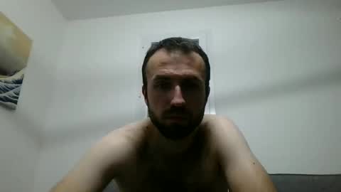 Mika online show from 04.17.26