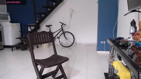 Snapshot of hardsexlove08 chatting on 12.30.24 Andres Dean online show from 12.30.24