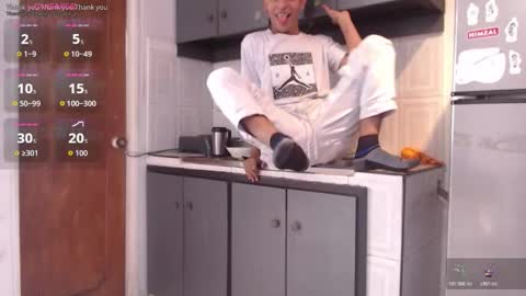 Snapshot of hardsexlove08 chatting on 11.17.25 Andres Dean online show from 11.17.25