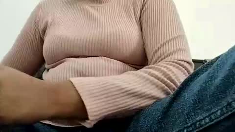 Snapshot of harleensexy26 chatting on 03.02.25 Sweety online show from 03.02.25