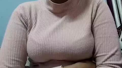 Snapshot of harleensexy26 chatting on 03.12.25 Sweety online show from 03.12.25