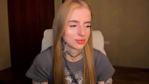 Julia online show from 09.19.25