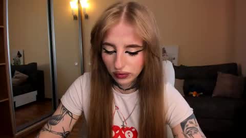 Julia online show from 03.22.26