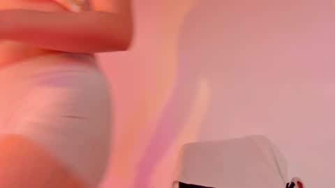 Annie online show from 12.19.24