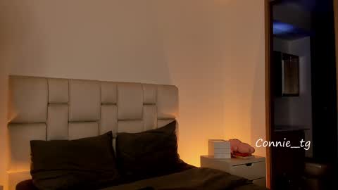 Snapshot of harley_sweett chatting on 01.29.25 online show from 01.29.25