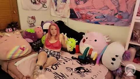 Snapshot of harleylockhart chatting on 11.27.25 Harley Lockhart online show from 11.27.25