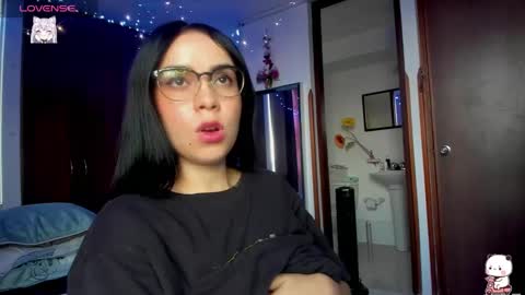 Snapshot of harleynapier chatting on 01.09.25 Natii online show from 01.09.25