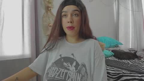 Snapshot of harleynapier chatting on 11.23.25 Natii online show from 11.23.25