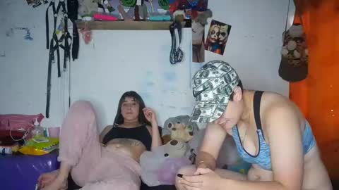 Snapshot of harly_jocker chatting on 02.04.25 online show from 02.04.25