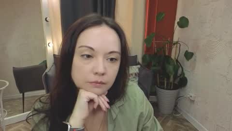 Snapshot of harmoni_love chatting on 03.15.26 Alice online show from 03.15.26