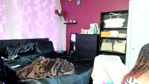 Harmonie Marquise online show from 12.30.24