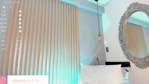 Snapshot of harmonybabe_ chatting on 02.16.25 Harmony online show from 02.16.25