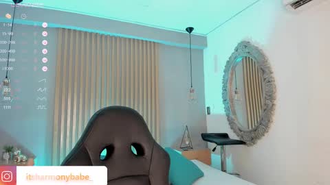 Snapshot of harmonybabe_ chatting on 03.03.25 Harmony online show from 03.03.25