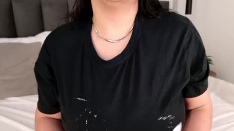 Snapshot of harmonybabe_ chatting on 09.26.25 Harmony online show from 09.26.25
