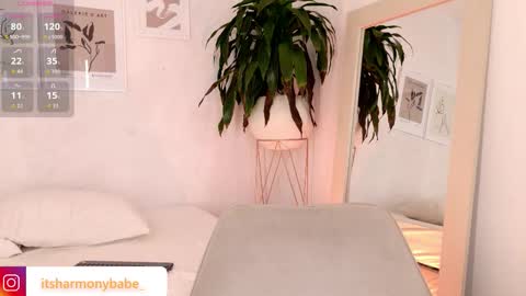 Snapshot of harmonybabe_ chatting on 10.17.25 Harmony online show from 10.17.25