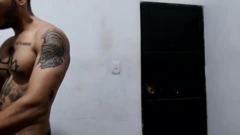 BOY HOT online show from 12.21.24