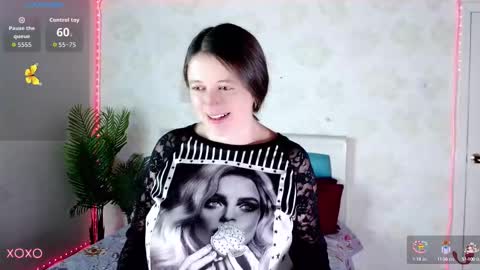 harper_brownn online show from 09.30.25