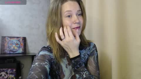 Snapshot of harpersweety chatting on 09.27.25 Harper online show from 09.27.25