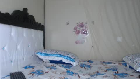 Snapshot of harriegrovin chatting on 02.17.26 Grovin online show from 02.17.26