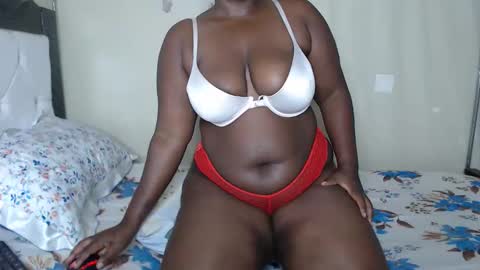 Snapshot of harriegrovin chatting on 03.01.26 Grovin online show from 03.01.26