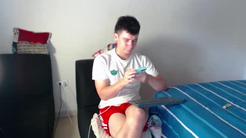 Sebastian online show from 11.11.25