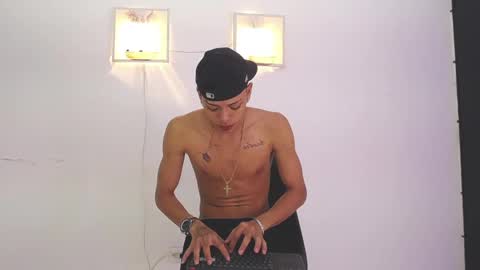 Harry online show from 02.16.25