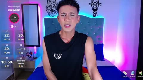 Snapshot of harry_london020 chatting on 02.24.25 harry londo online show from 02.24.25